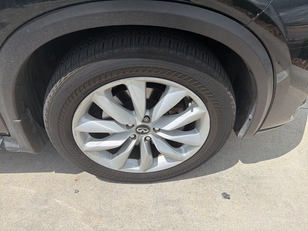 2019 INFINITI QX50 LUXE