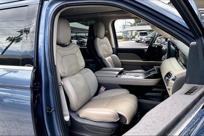 2023 Lincoln Navigator L Reserve