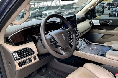 2023 Lincoln Navigator L Reserve