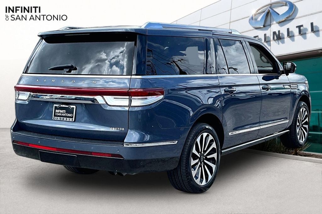 2023 Lincoln Navigator L Reserve