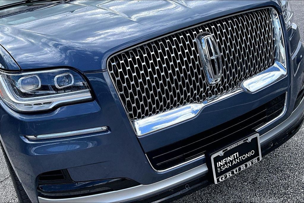 2023 Lincoln Navigator L Reserve
