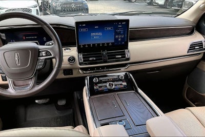 2023 Lincoln Navigator L Reserve