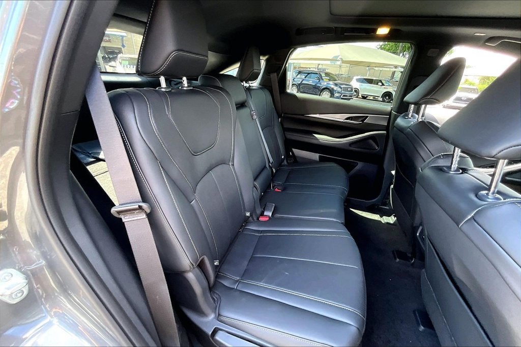 2027 INFINITI QX65 LUXE