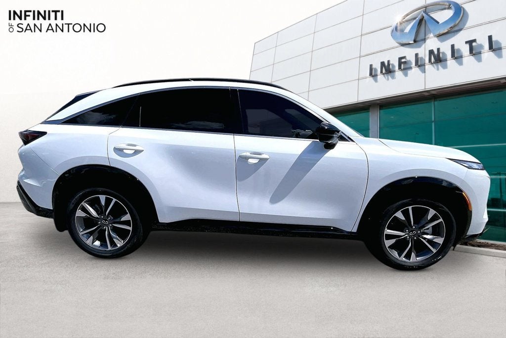 2027 INFINITI QX65 LUXE
