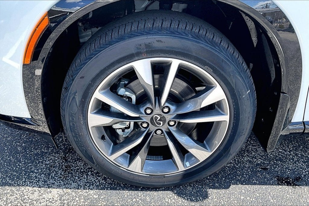 2027 INFINITI QX65 LUXE