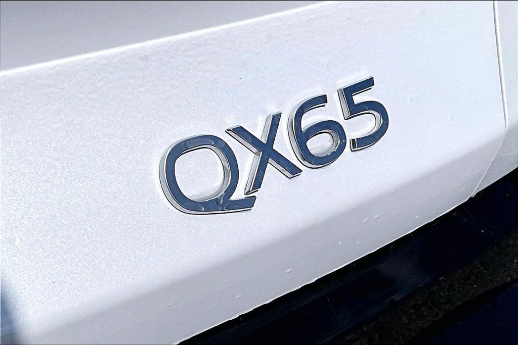 2027 INFINITI QX65 LUXE