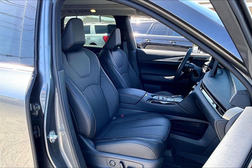 2026 INFINITI QX60 PURE