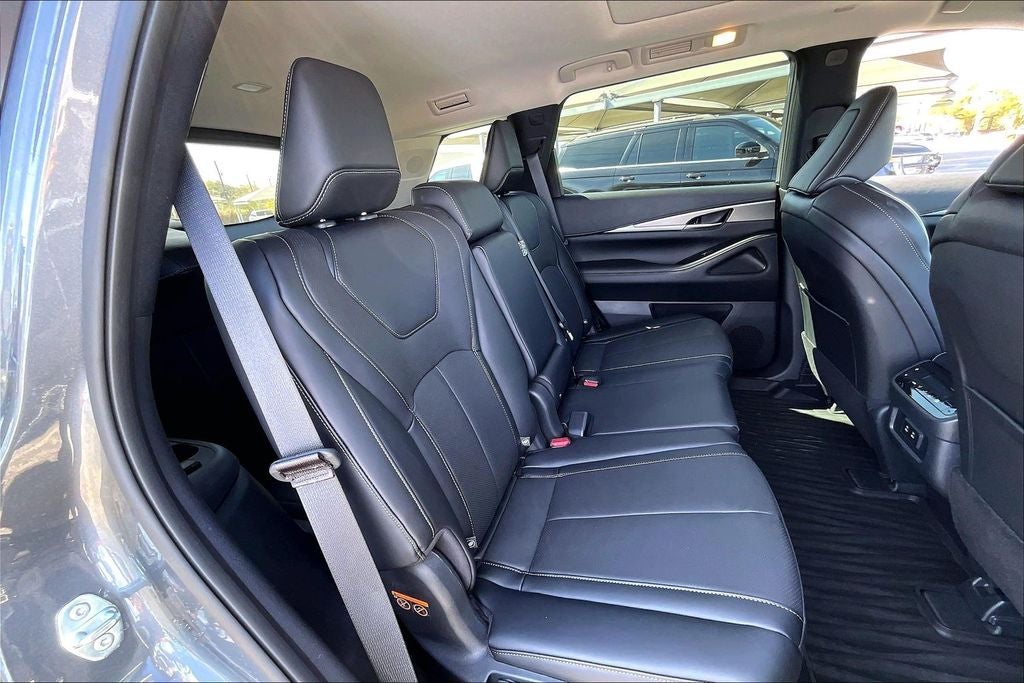 2026 INFINITI QX60 PURE