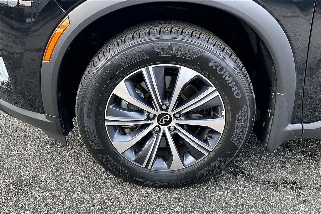 2025 INFINITI QX60 PURE