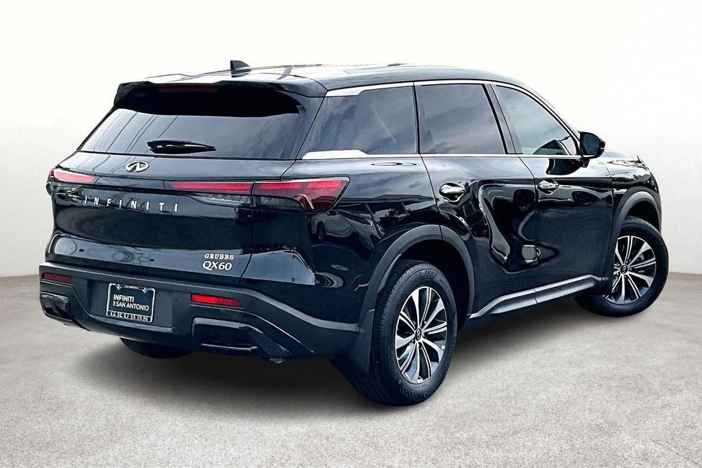 2025 INFINITI QX60 PURE