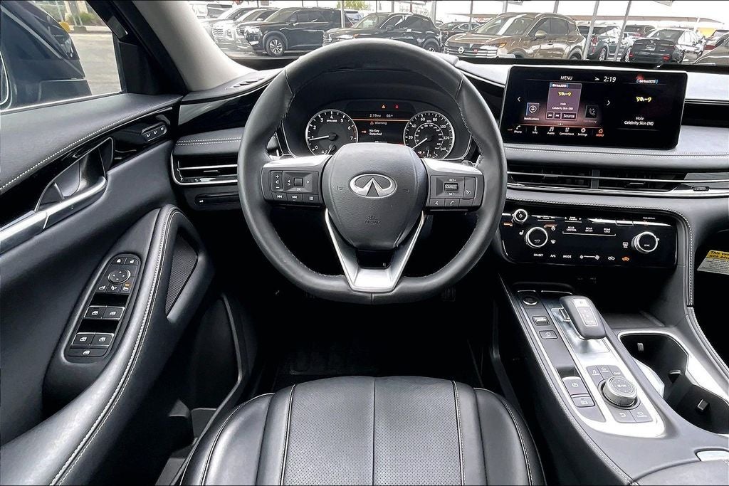 2025 INFINITI QX60 PURE