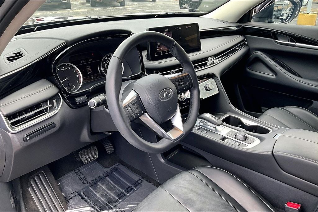 2025 INFINITI QX60 PURE