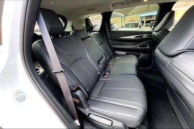 2027 INFINITI QX60 LUXE