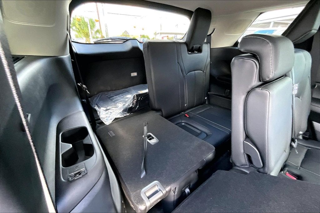2027 INFINITI QX60 LUXE