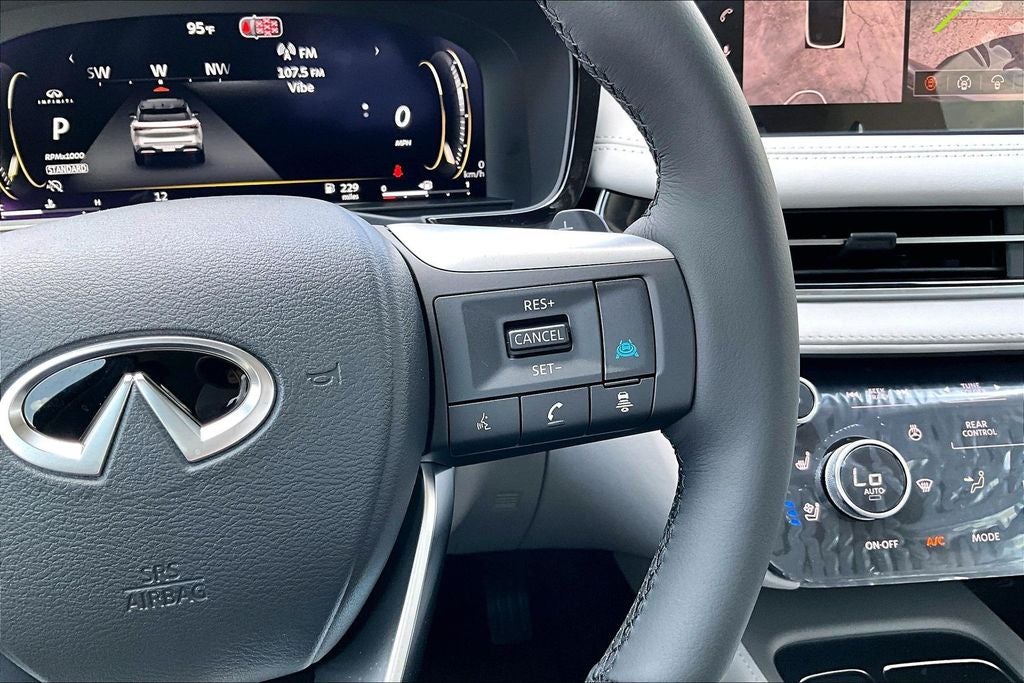 2027 INFINITI QX60 LUXE