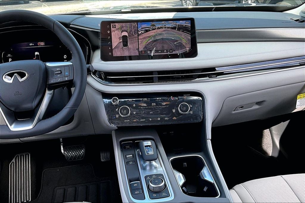 2027 INFINITI QX60 LUXE
