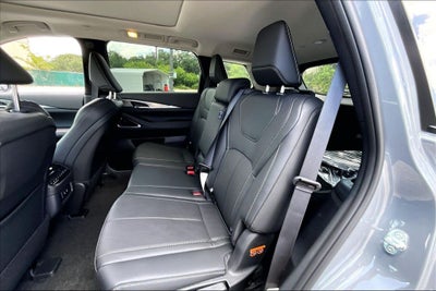 2027 INFINITI QX60 LUXE
