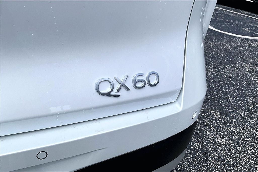 2027 INFINITI QX60 LUXE