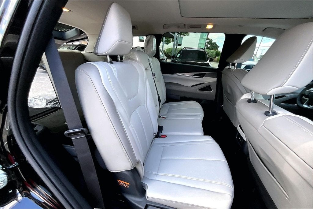 2027 INFINITI QX60 LUXE