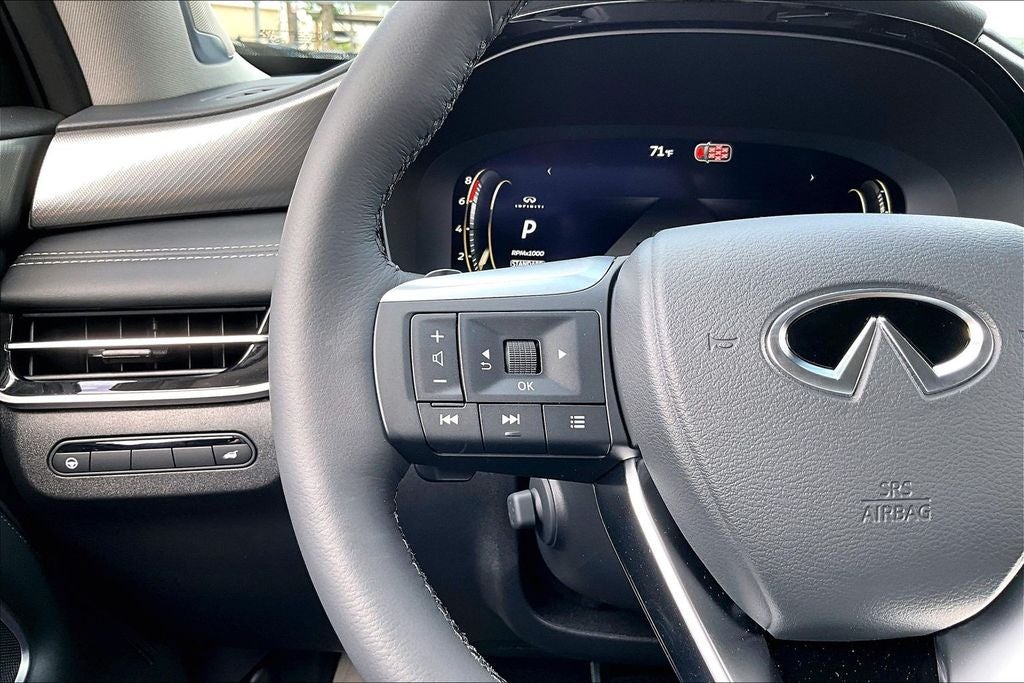 2027 INFINITI QX60 LUXE
