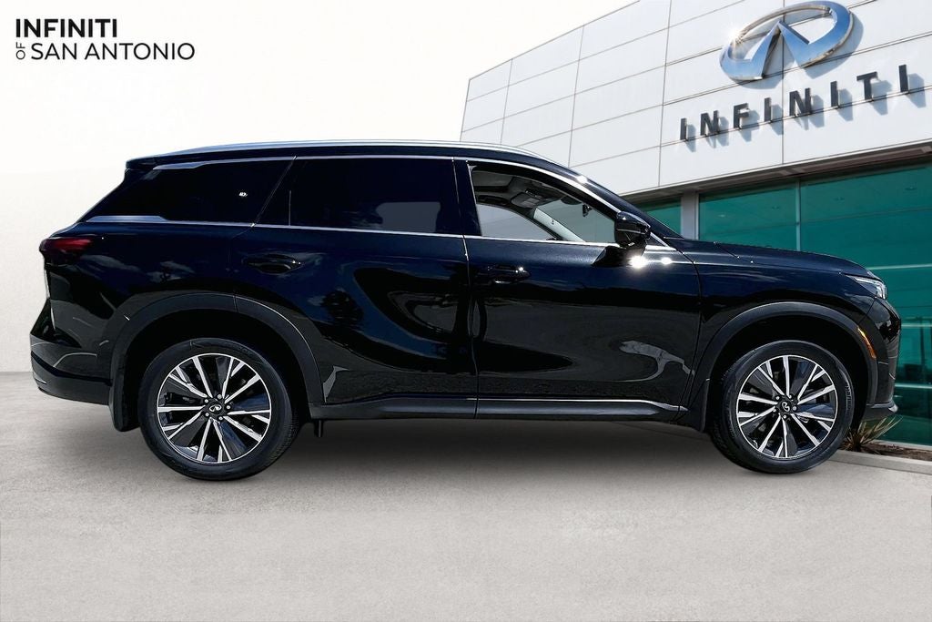 2027 INFINITI QX60 LUXE