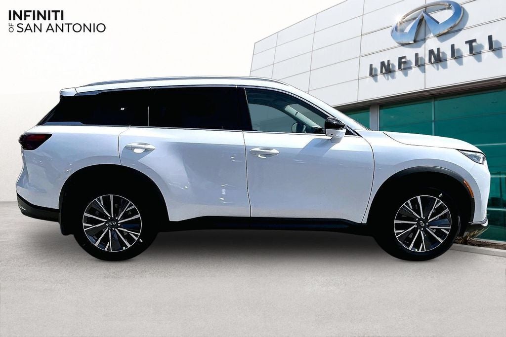 2027 INFINITI QX60 LUXE