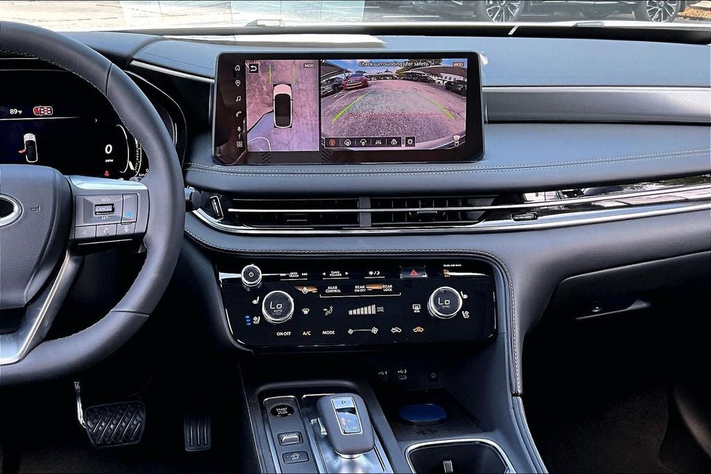 2027 INFINITI QX60 LUXE