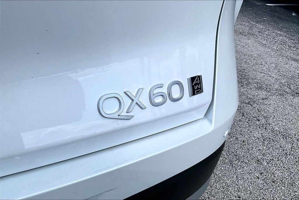 2027 INFINITI QX60 LUXE