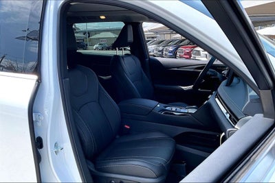 2027 INFINITI QX60 LUXE