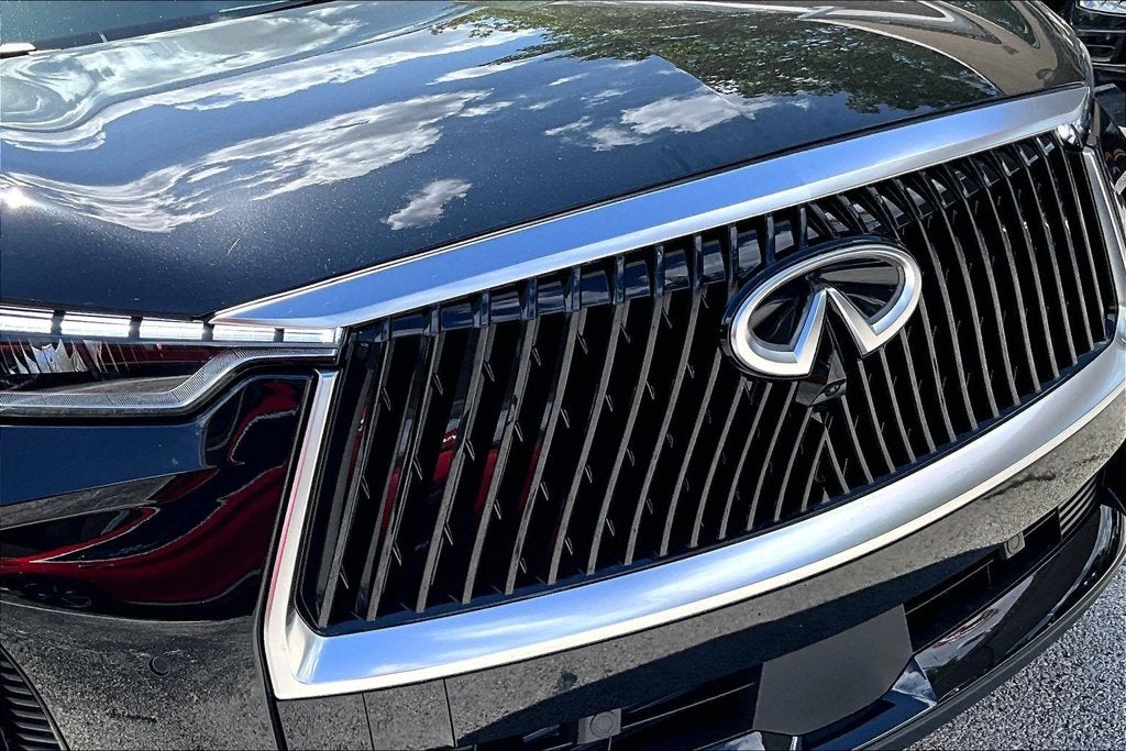2027 INFINITI QX60 LUXE