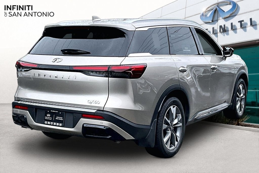 2025 INFINITI QX60 LUXE