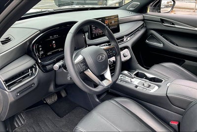 2025 INFINITI QX60 LUXE