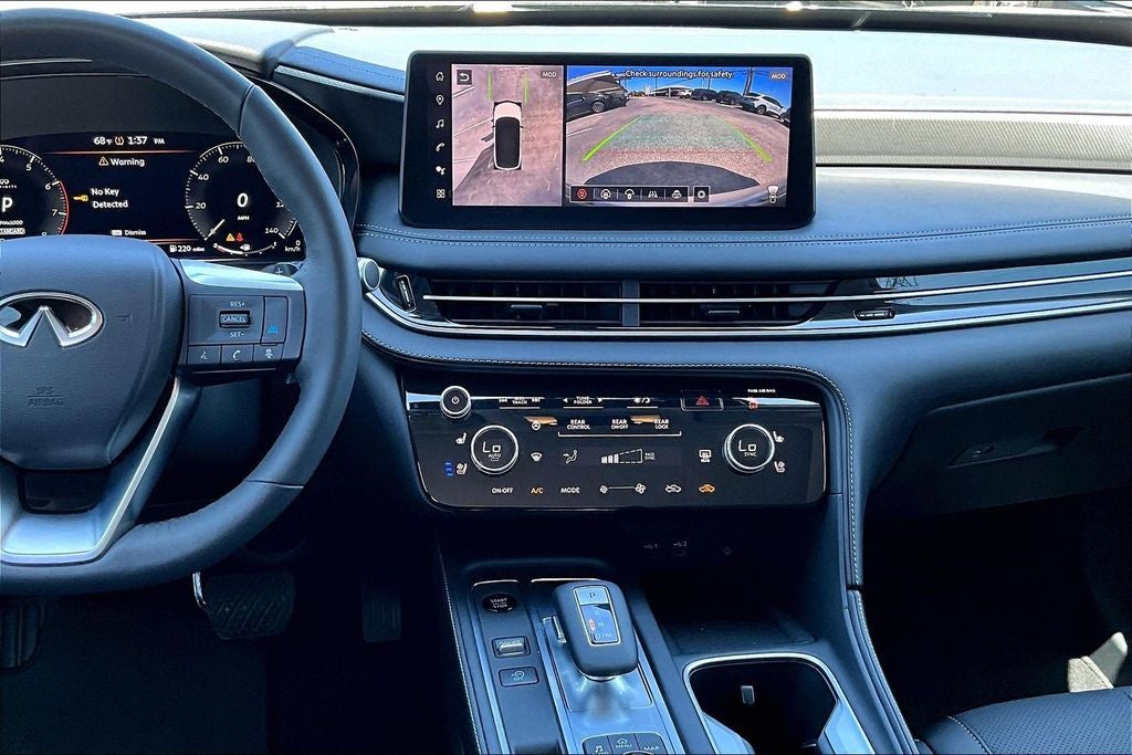 2026 INFINITI QX60 LUXE