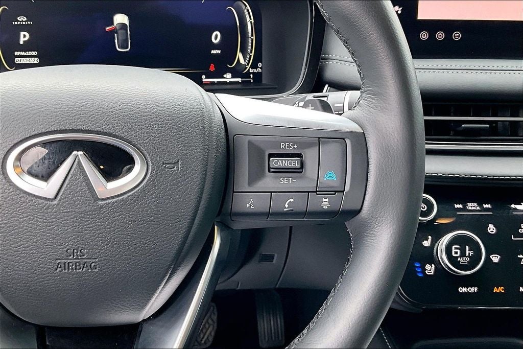 2026 INFINITI QX60 LUXE