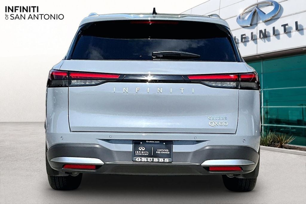 2026 INFINITI QX60 LUXE
