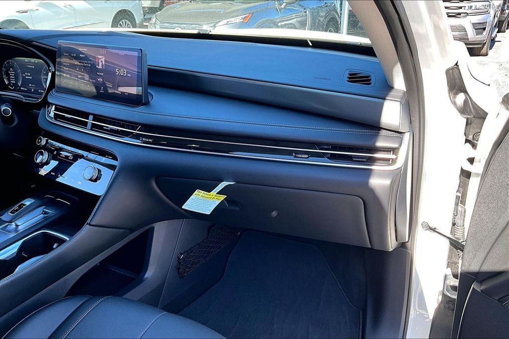 2025 INFINITI QX60 LUXE