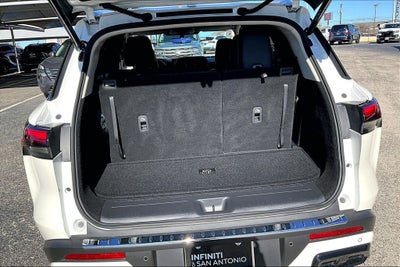 2025 INFINITI QX60 LUXE