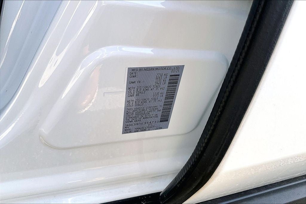 2025 INFINITI QX60 LUXE