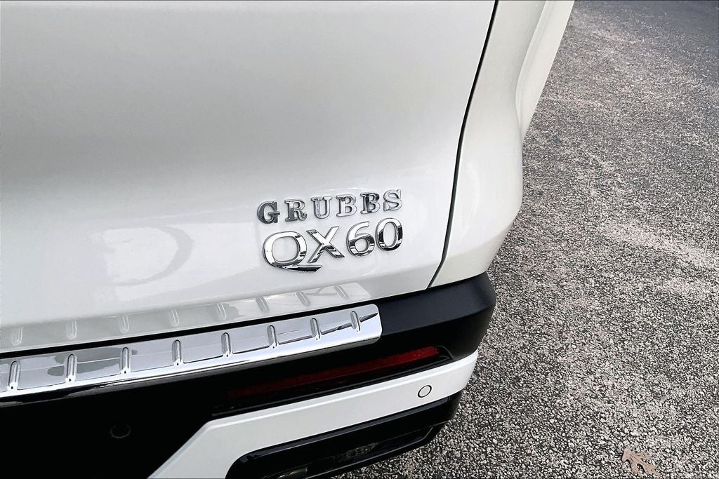2025 INFINITI QX60 LUXE