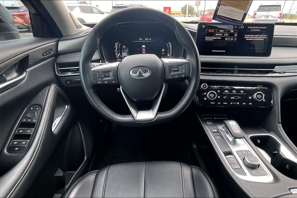 2025 INFINITI QX60 LUXE