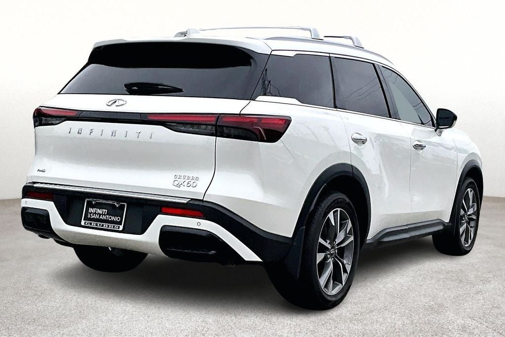 2025 INFINITI QX60 LUXE