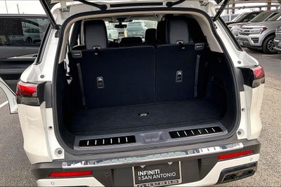 2025 INFINITI QX60 LUXE