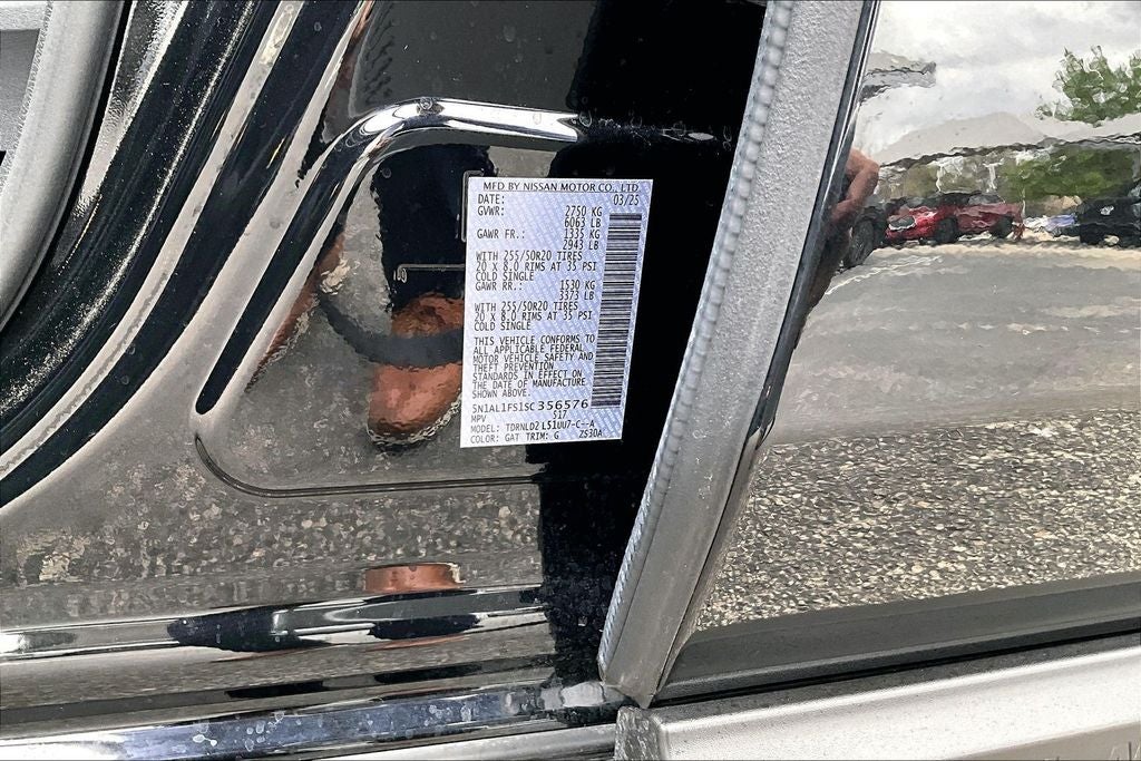 2025 INFINITI QX60 LUXE