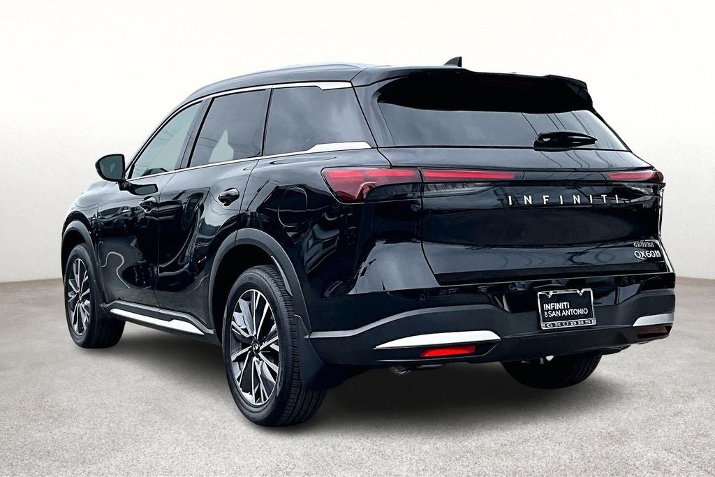 2026 INFINITI QX60 LUXE
