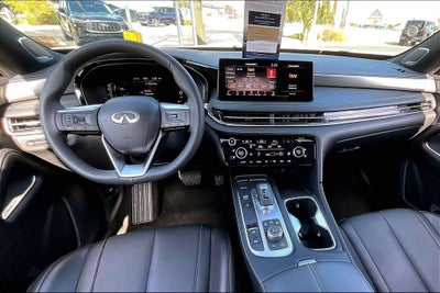 2025 INFINITI QX60 LUXE
