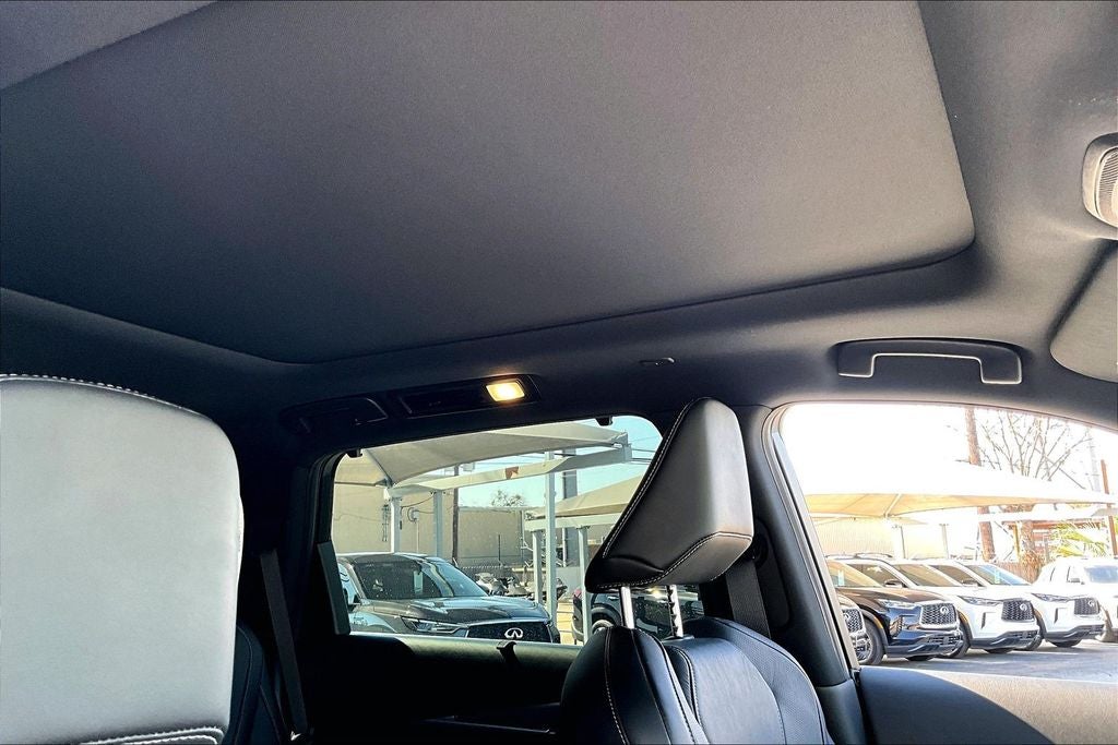 2025 INFINITI QX60 LUXE