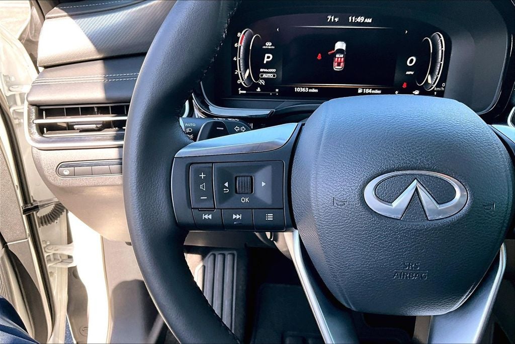 2025 INFINITI QX60 LUXE