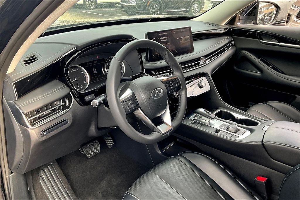 2023 INFINITI QX60 PURE