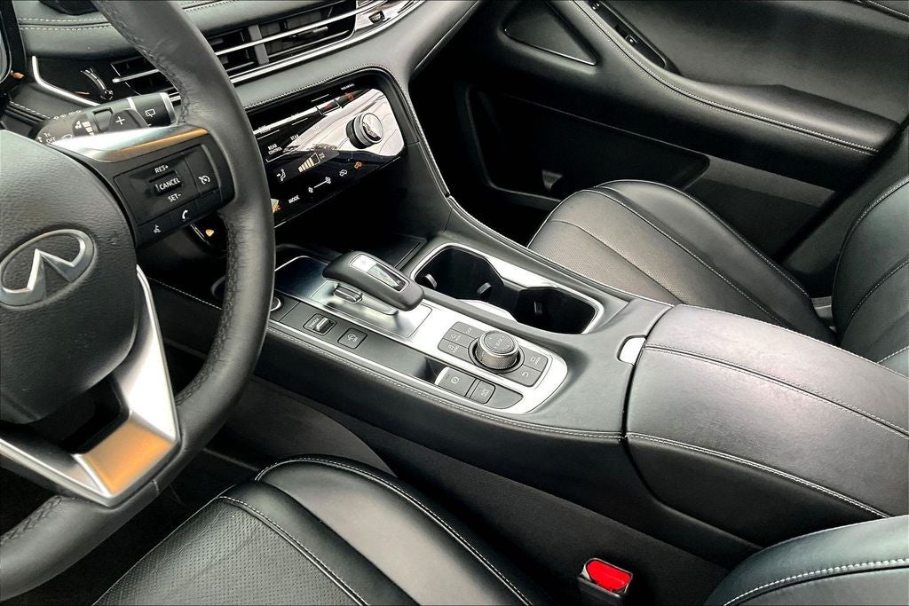 2023 INFINITI QX60 PURE