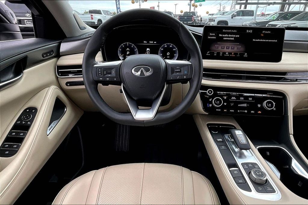 2023 INFINITI QX60 LUXE